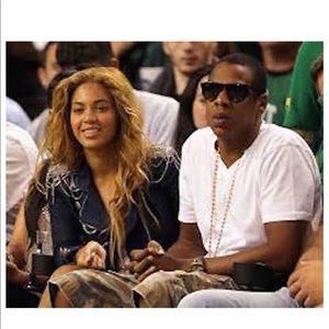 Alice + Olivia denim jacket size m/m never worn